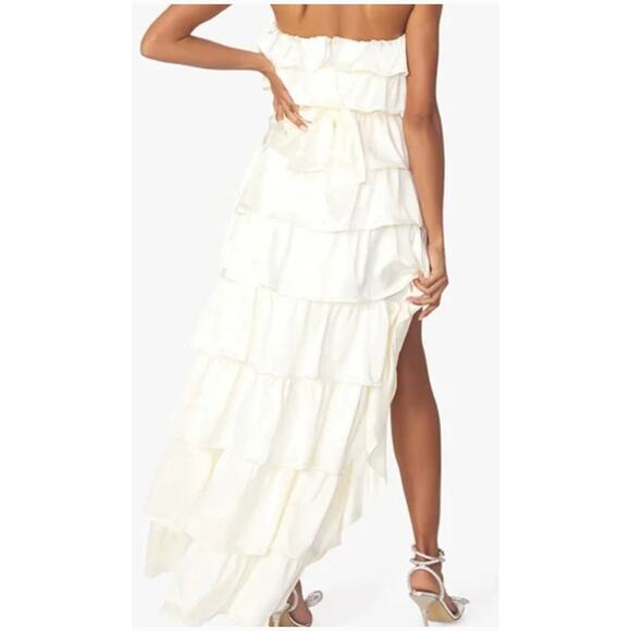 Revolve Tiered Ruffle High Low Satin Dress WeWoreWhat White. Large - Picture 4 of 5